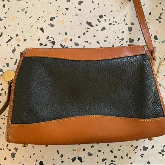 Vintage Dooney & Bourke Classic Top Zip Crossbody - Picture 9 of 16